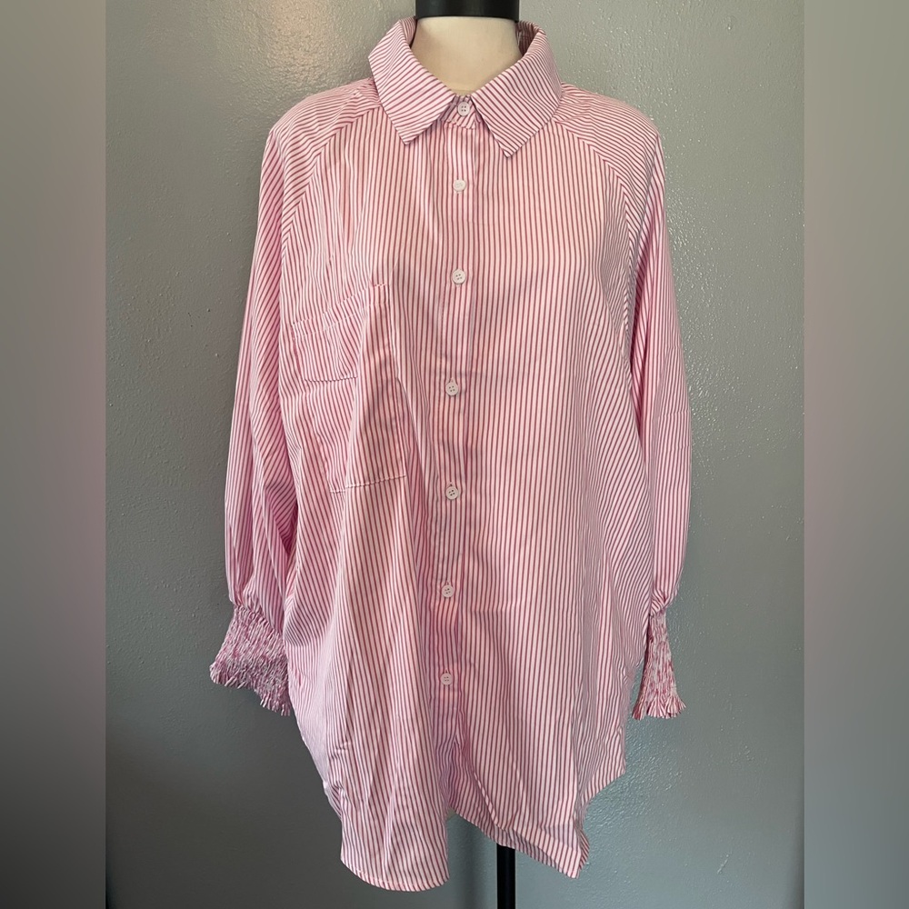 No brand. As seen on TikTok striped button down with cinched sleeves X-Large
